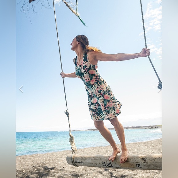 Title Nine Boss Dress in Madagascar. Size L - Picture 3 of 15